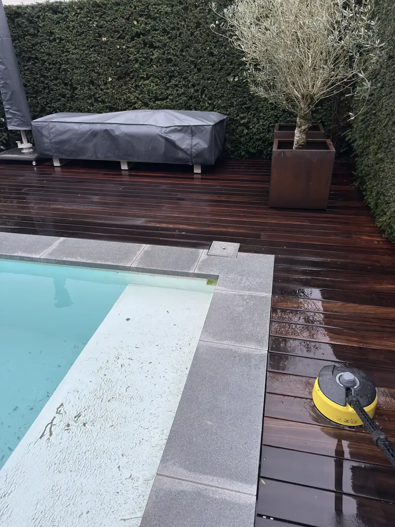 Terras gereinigd in Knokke