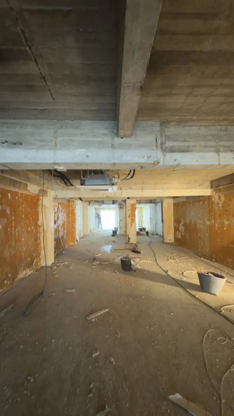 Uitbraakwerken in een winkelpand, foto 22